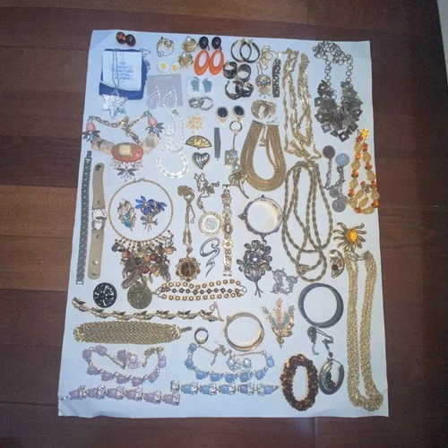 Vintage And Retro Costume Jewelry Over 50 Pieceis