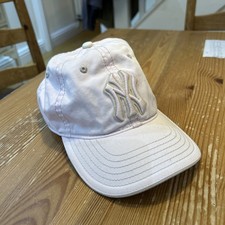 New Era MLB Women’s Pink Baseball Cap