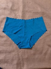 NWT Victoria's Secret Blue scalloped edge hiphugger hipster Panties Medium NEW