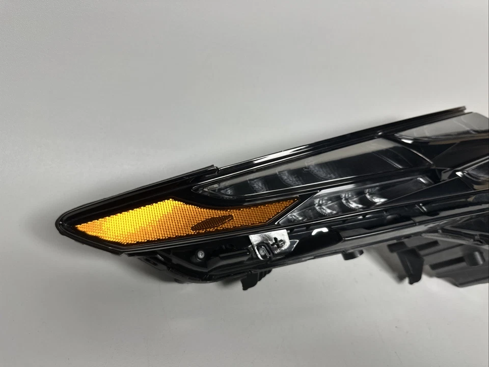 Hyundai Tucson 2022 2023 2024 LED DRL luz de circulación derecha con Corea ahumada Foto 2 de 4
