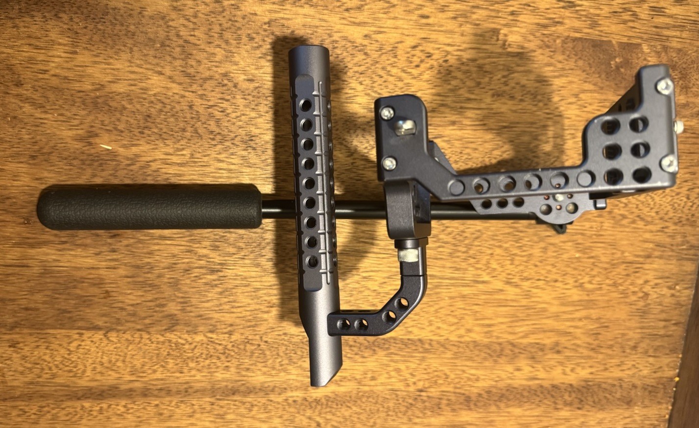 Ikan Alum. Alloy Camera Cage, Filmmaking Rig with Top Handle For Sony Camera