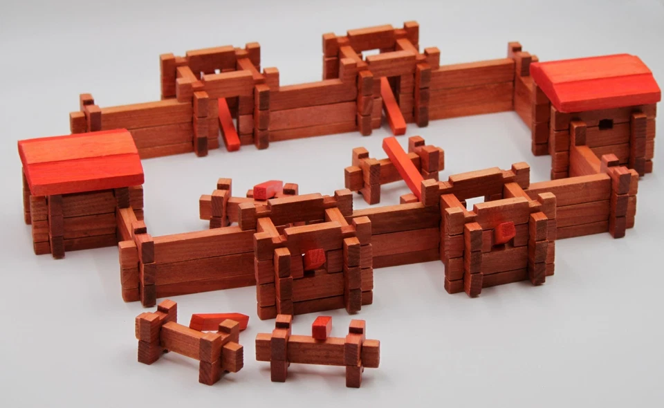 550 Piece Log Building Set Roy Toy Real Wooden Pieces Made In The USA - Image 4 of 4