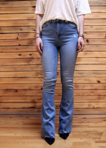 C&A bleu taille haute jambe mince détressée avec ourlet évasé jeans extensibles en coton, - Photo 1/11