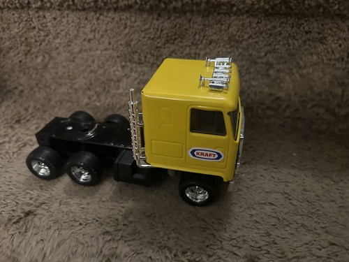Vintage Ertl Kraft Velveeta Yellow Tractor Trailer Semi Pressed Steel 19”. - Picture 13 of 14