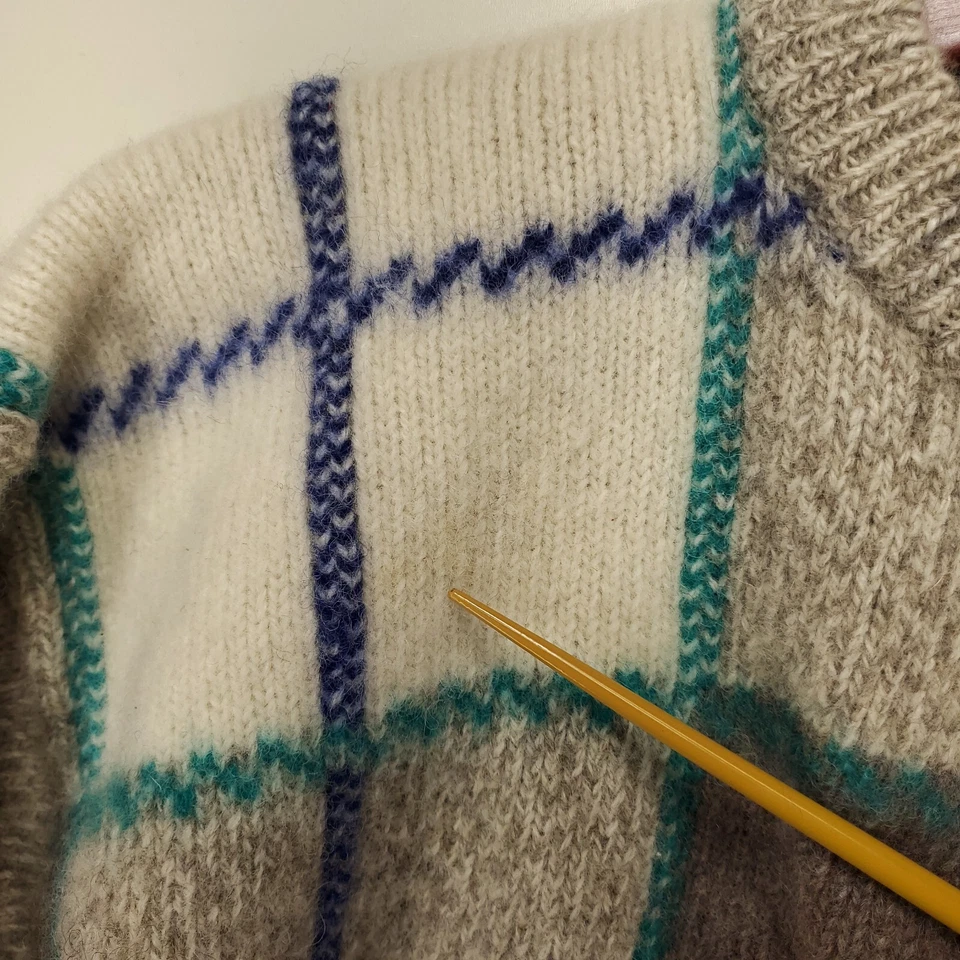 Vintage Le TIGRE Plaid Front Sweater Women's M Beige Wool Blend Preppy Retro 80s - Image 2 of 4