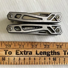 MOSSYOAK Multi Tool Utility Pocket Knife Screwdriver Pliers Survival Camping EDC