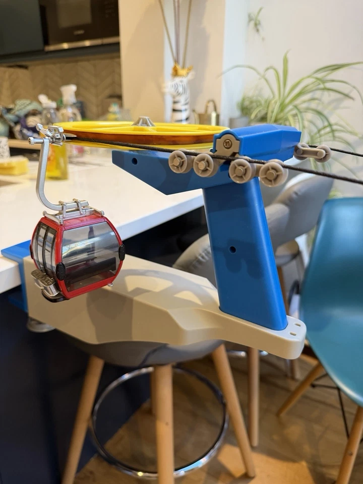 Jagerndorfer Motorised Ski Lift Luxe Inc Extra Tower Gondolas Chairs Pistenbully - Image 2 of 4