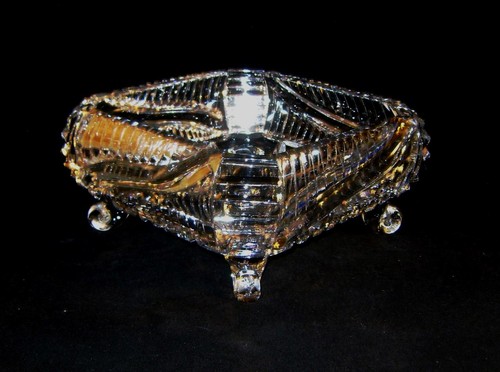 Vintage Cut Glass Lead Crystal Square Bowl on 4 legs: 20 cm wide : rim chips - Picture 12 of 12