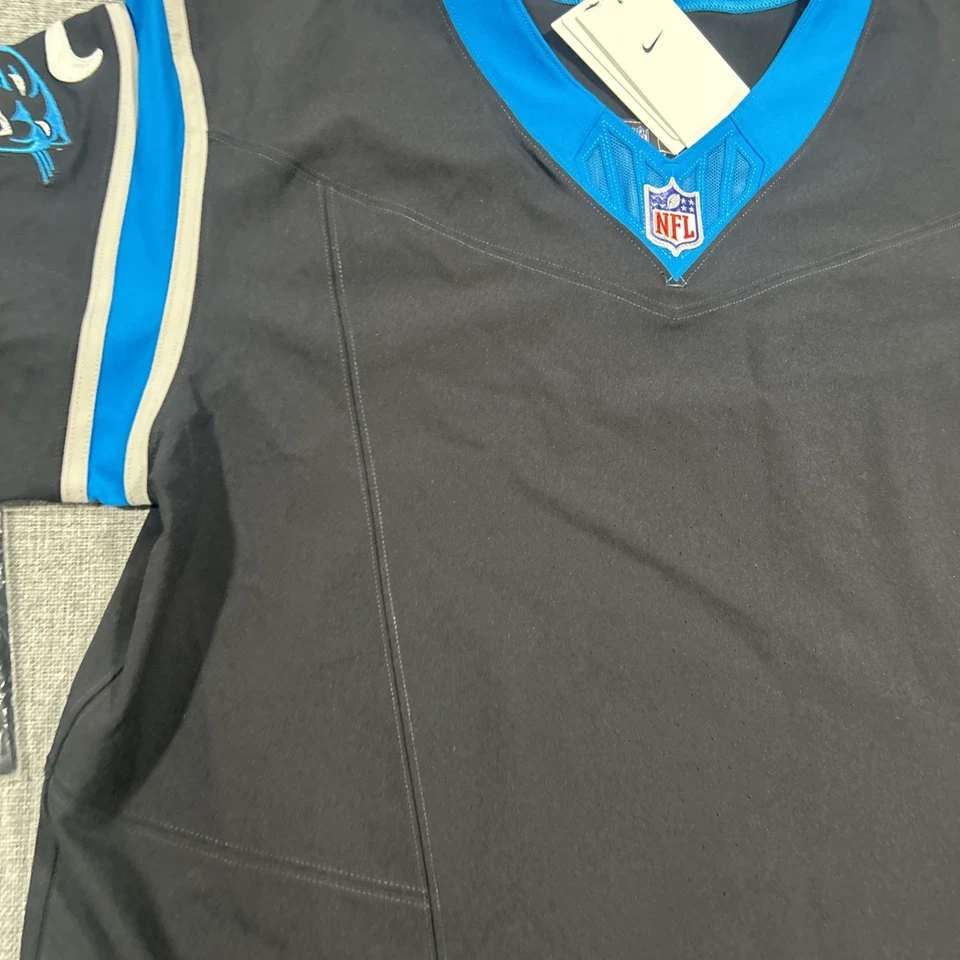 Camiseta Carolina Panthers Talla 44 Nike On Field MUESTRA En Blanco Auténtica NFL 2021 NUEVA CON ETIQUETAS Foto 3 de 4