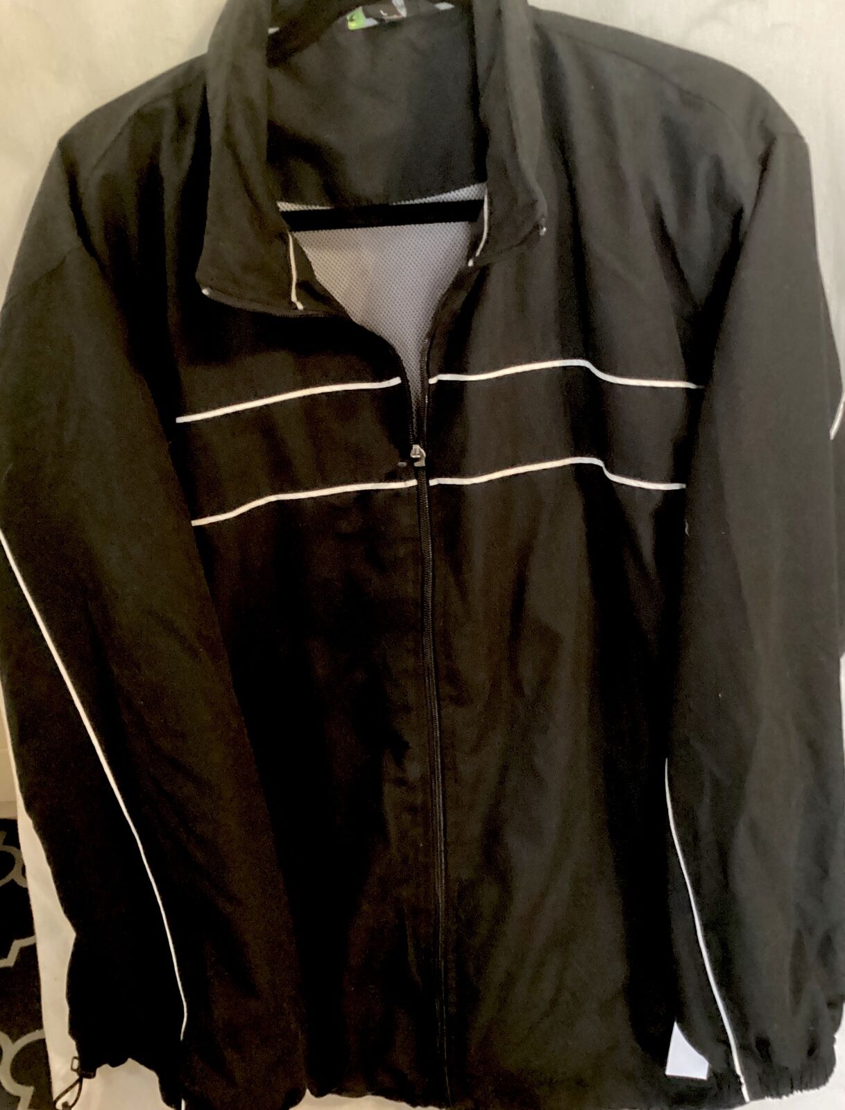 Picture 1 of 2