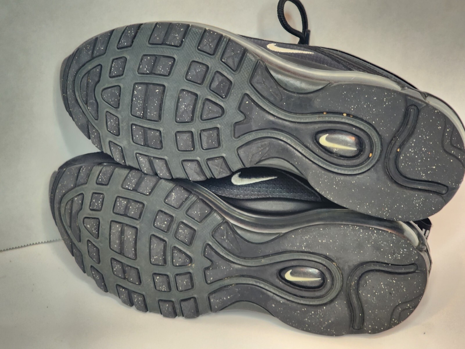 Nike Air Max 97 Triple Black Athletic Shoe 921522-011 Size 6Y