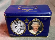Tea Tin QUEEN ELIZABETH II of GREAT BRITAIN English Breakfast Tea 40 Teabags