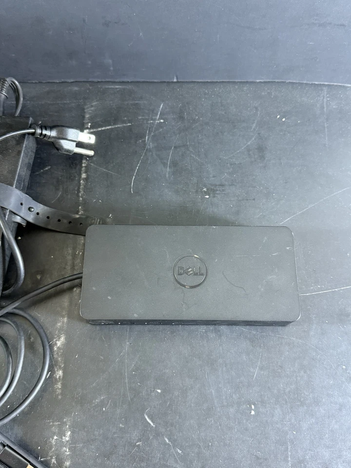 Dell D6000 Laptop Docking Station USB-C Universal w/ 130W POWER SUPPLY - Image 4 of 4