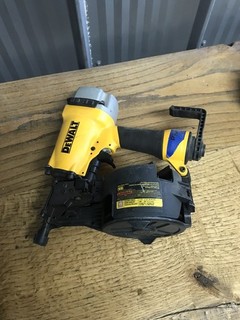 Dewalt Coil Nailer Dw66c 1 For Parts Or Repair Only Lot 481