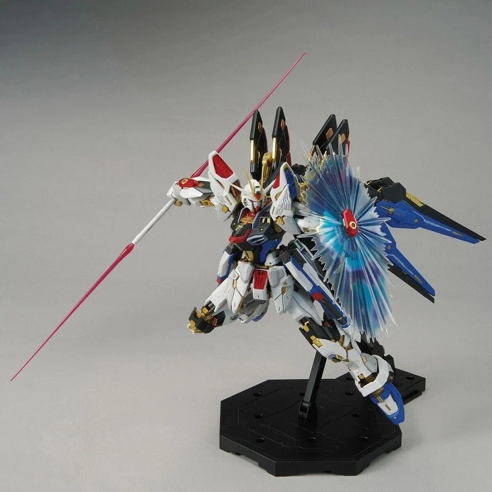 Kit Modelo Bandai Strike Freedom Gundam MGEX 1/100 - Frete Rápido EUA 100% Genuíno - Imagem 2 de 4