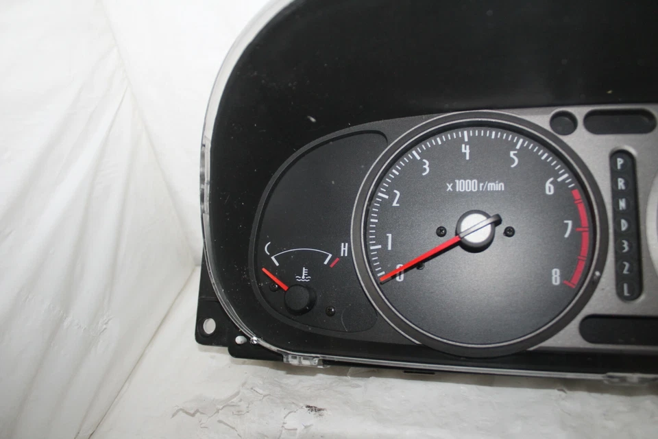 Cuadro de instrumentos velocímetro 02 Isuzu Axiom tablero medidores 158.571 millas Foto 2 de 4