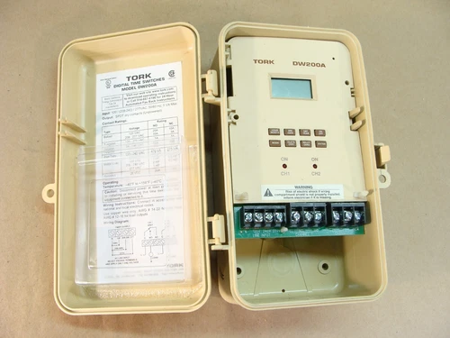NEW TORK DW200A digital time switch