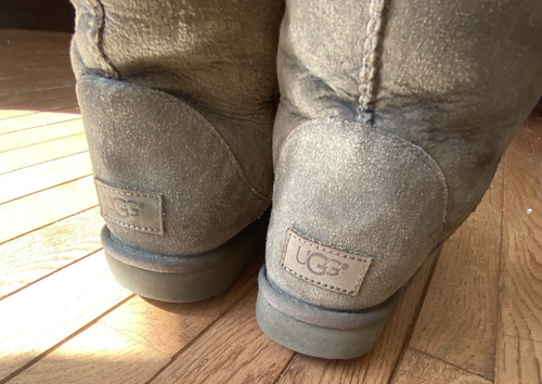 UGG Classic Short II Gray Suede Sheepskin Winter Boots 1016223 Womens Size 9 - Picture 4 of 7