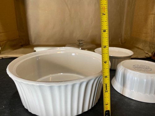 Lotto misto di piatti rotondi Corningware con coperchi LOOK bianco francese 500 ml - Foto 11 di 12