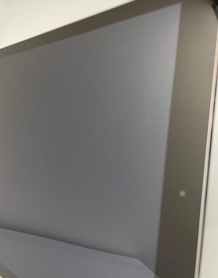 Apple iPad Pro 12.9" 128GB Space Grey - Spares + Repairs Ref1505 - Image 2 of 4