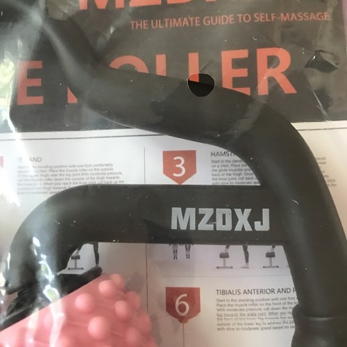 Bionic Dual Sided Massager 6 Wheel Muscle Roller. Color black pink. - Picture 7 of 15