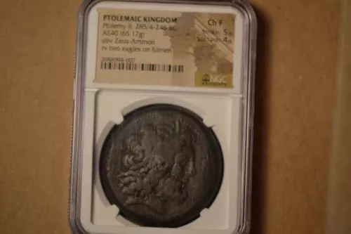 PTOLEMAIC EGYPT. Ptolemy II Philadelphus (285/4-246 BC). AE40-NGC CH. F 5/5, 4/5