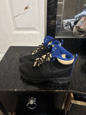Size 8  Nike Manoa High Black - BQ5373-003