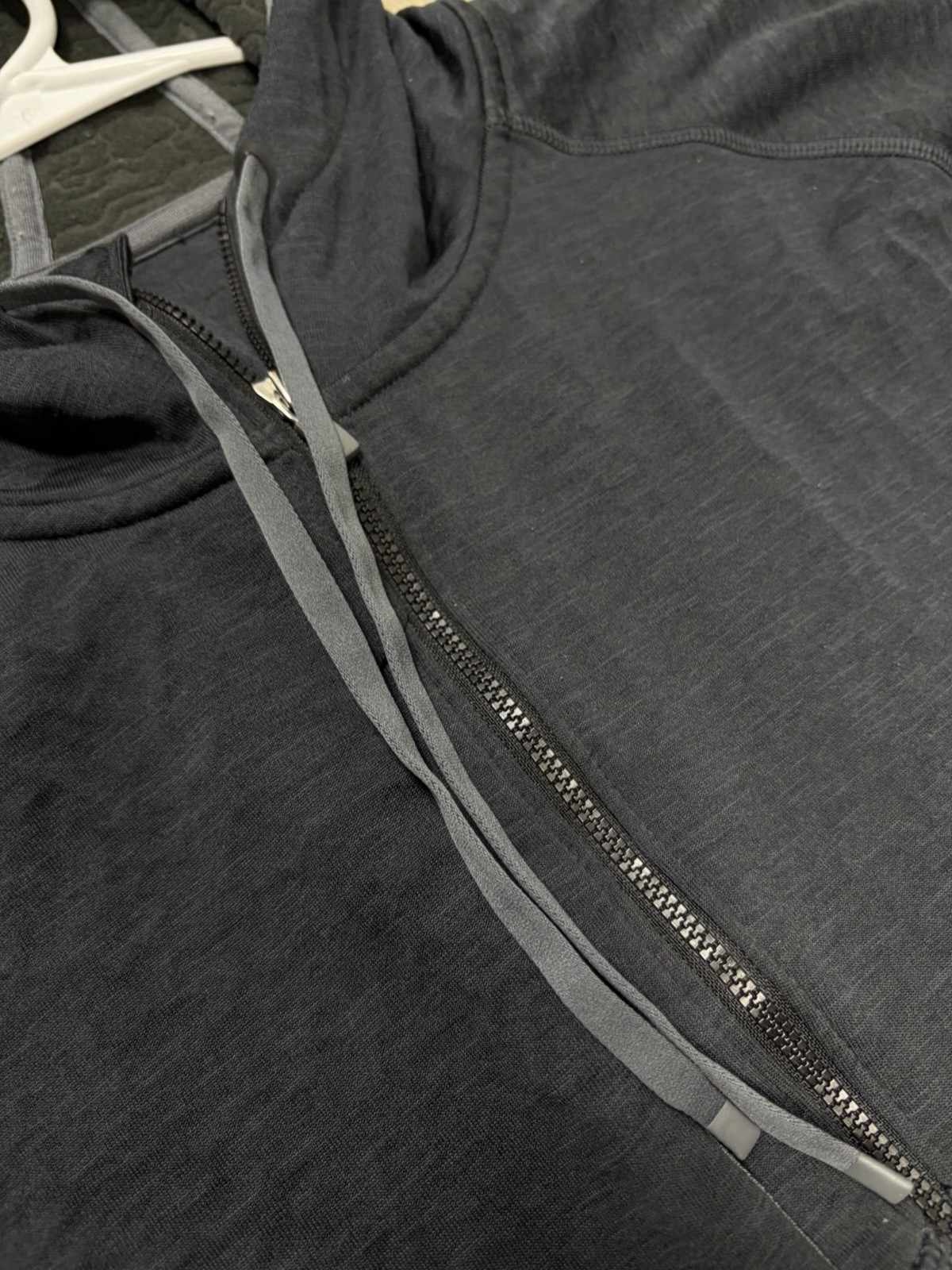 Peter Millar Active Eclipse Performance Hoodie To… - image 6