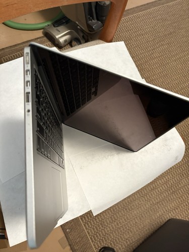 2015 MacBook Pro 13, Very Good Condition - Picture 3 of 9