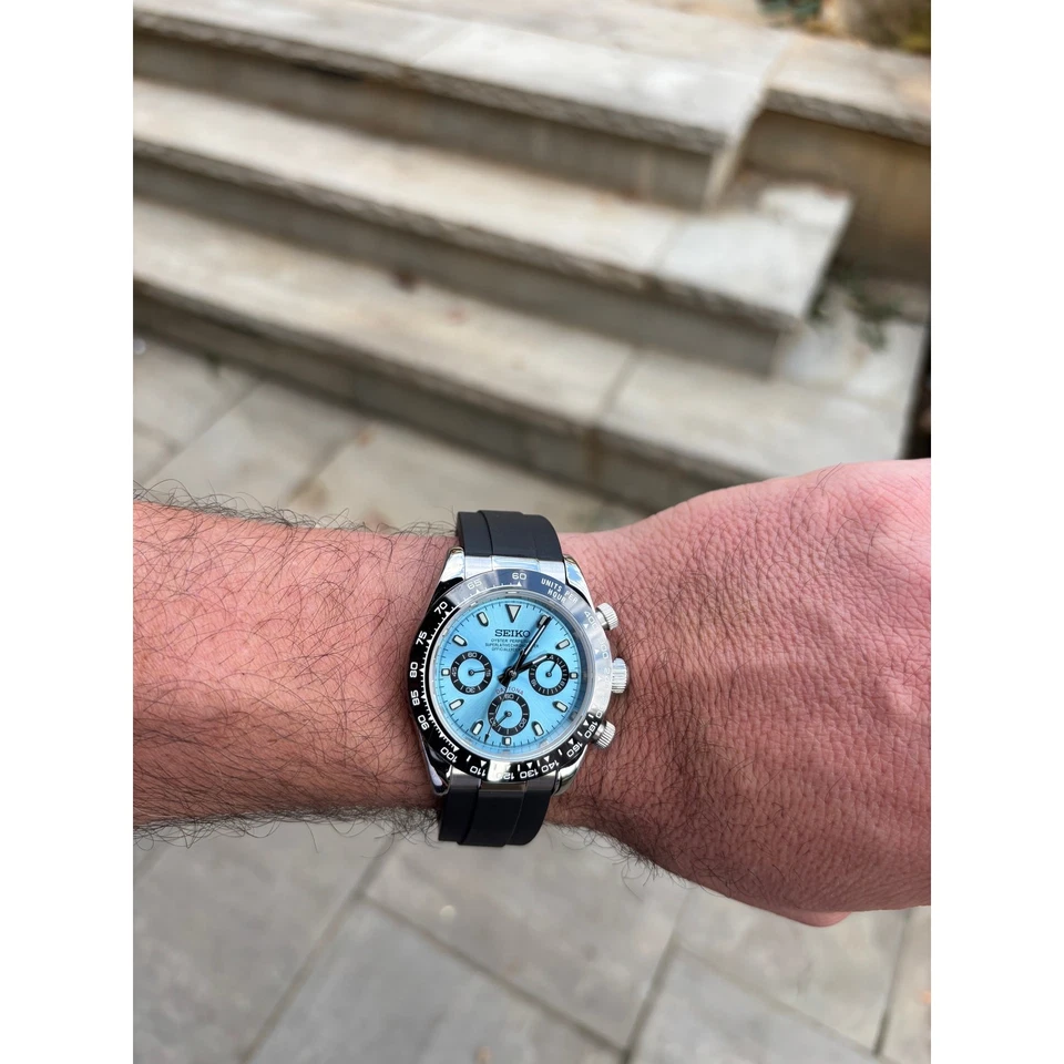 Seiko VK63 Chrono Mod 40mm Ice Blue Dial Ceramic Bezel Rubber Sapphire UNWORN - Image 2 of 4