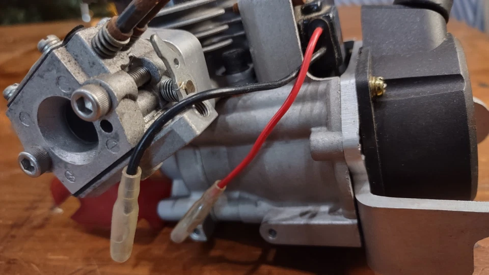 Vintage Außenborder RC Boot Gasmotor Motorteile oder Reparaturen - Bild 2 von 4