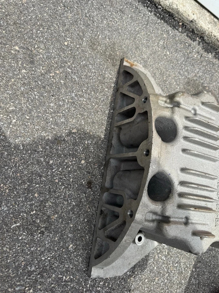 Aston Martin Rapide DB9 DBS 6.0L V12 Engine Oil Pan 8D33-6675-DA OEM 3011