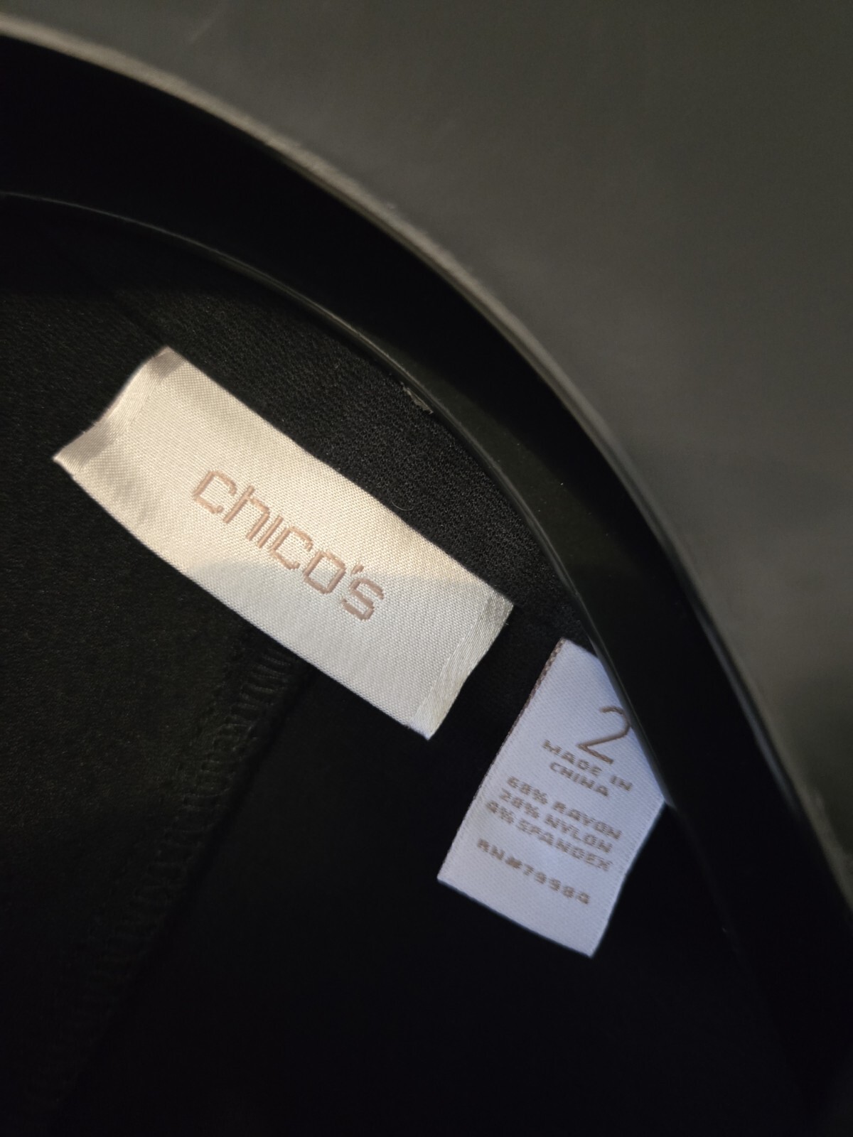 Chicos Sz 2 (LARGE) Black Basic Classic Jacket Zi… - image 4