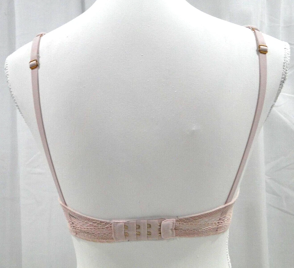 Victoria’s Secret 32C Incredible by Victoria’s Secret Push Up/Push Up Pad wire - Image 3 of 4