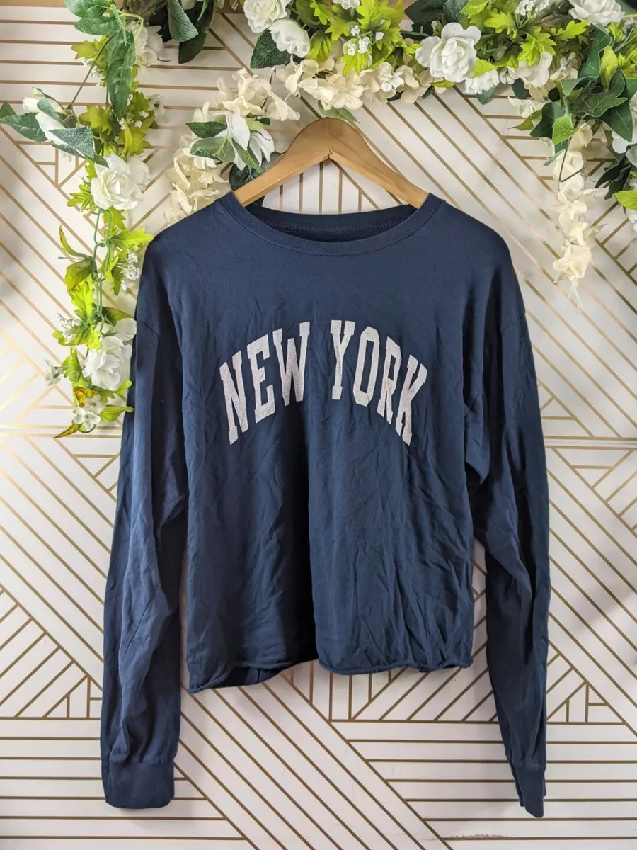 Brandy Melville Women's Navy Blue New York Cotton Long Sleeve Cropped Size  XS/S