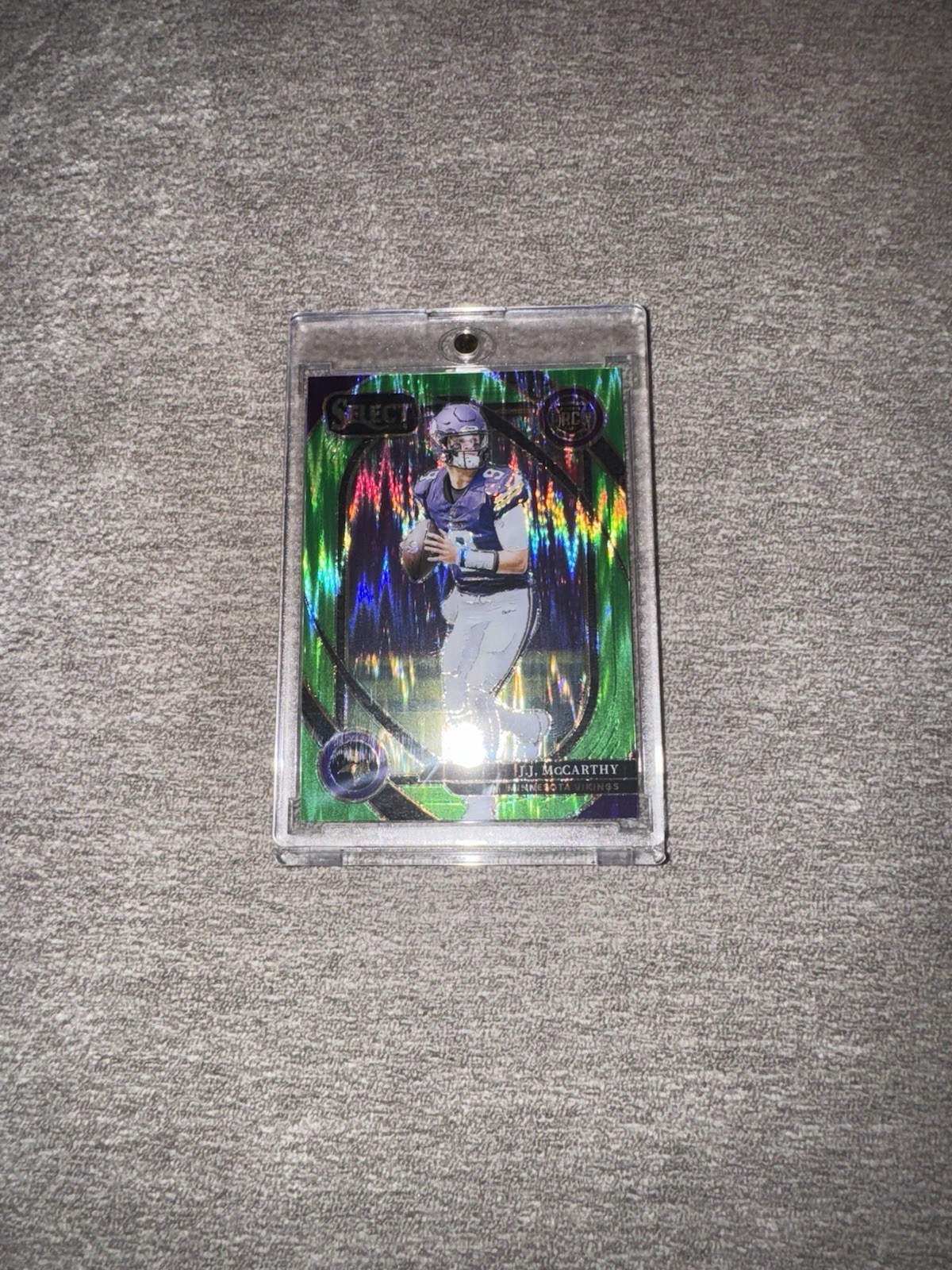 2024 Panini Select - Club Level J.J. McCarthy #246 Neon Green Shock Prizm /499 