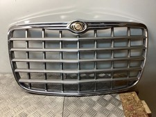 Chrysler 300 - 300C 2007 Front bumper upper radiator grill 04805926AA IME20283