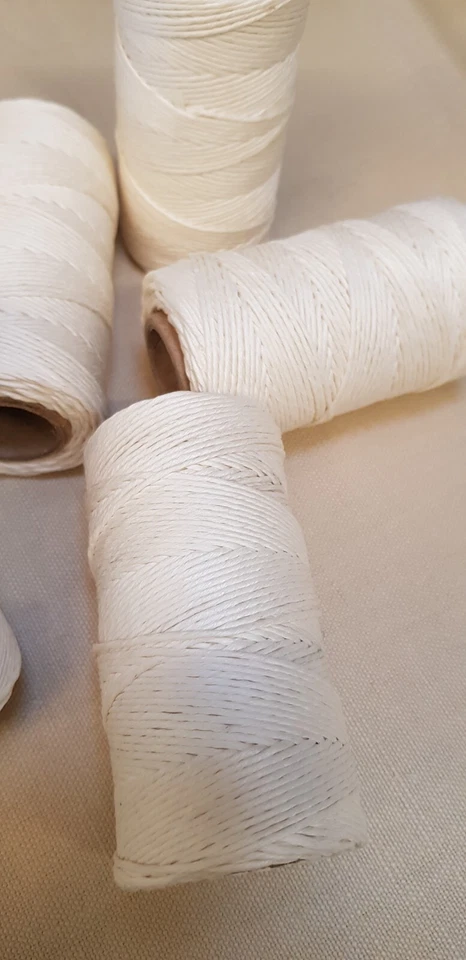 HEAVY DUTY THREAD  FULL SPOOL 300M 10 PLY PURE IRISH LINEN - Image 4 of 4