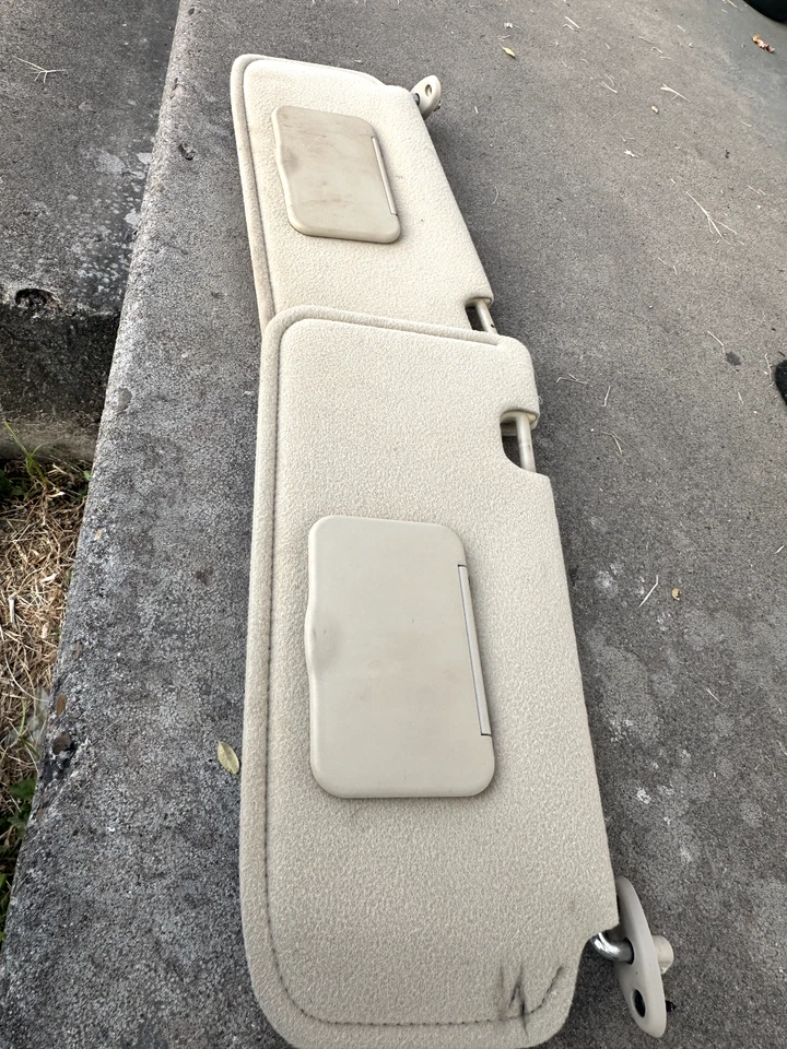 Par de parasol lado conductor y pasajero Mazda Tribute Ford Escape 2001-2007 bronceado Foto 2 de 4