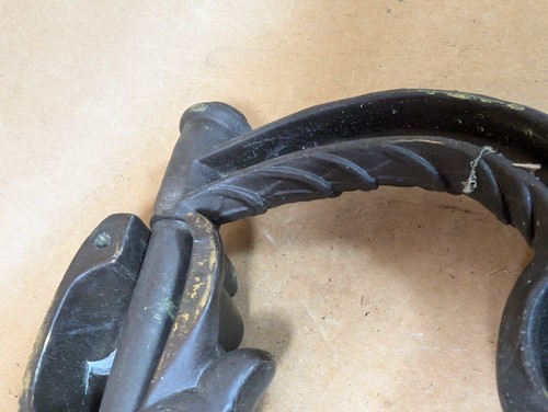Vintage Brass WELLINGTON DOOR KNOCKER - Picture 11 of 15