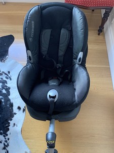 maxi cosi priori isofix base