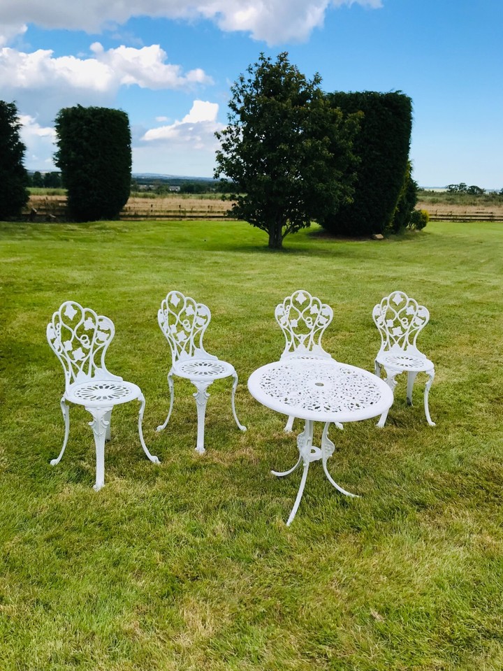 GARDEN PATIO CAST METAL WHITE TABLE & 4 CHAIRS SET eBay