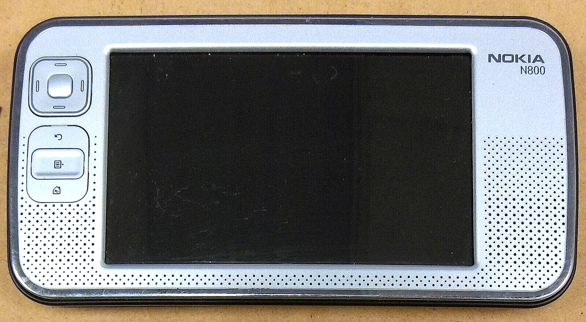 NOKIA N800 Internet Tablet 付属品揃い 美品 稼働品 Nokia N800 - Black and Silver ( Unlocked ) International Internet
