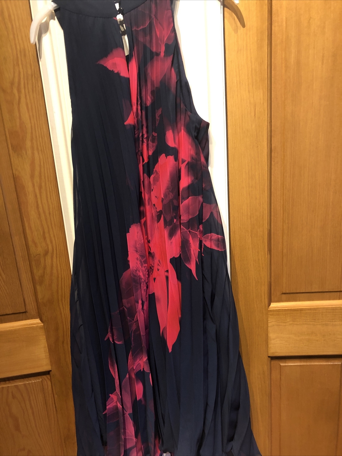 ladies Pleated dress size 18 Roman Blues/reds eBay