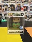 Funko POP! 16 Disney Villains Train Evil Queen in Apple Cart Exclusive