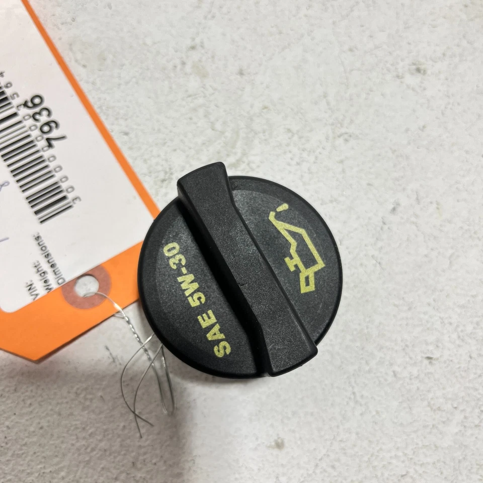 КРЫШКА МАСЛОЗАЛИВНОЙ ГОРЛОВИНЫ ДВИГАТЕЛЯ FORD FOCUS ST 2013-2018 2,0 Л ОТ ОРИГИНАЛЬНОГО ПРОИЗВОДИТЕЛЯ - Изображение 4 из 4