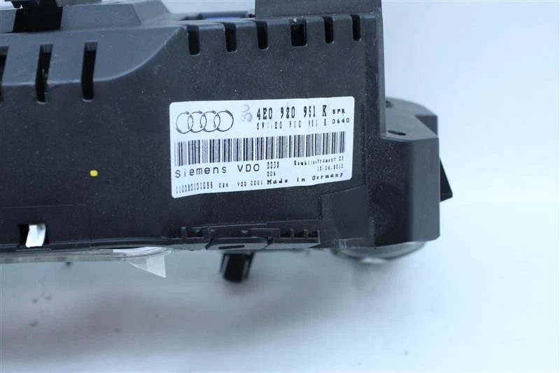 Used Speedometer Gauge fits: 2010 Audi A8 cluster MPH 4.2L V8 w/o adaptive cruis Foto 3 de 4