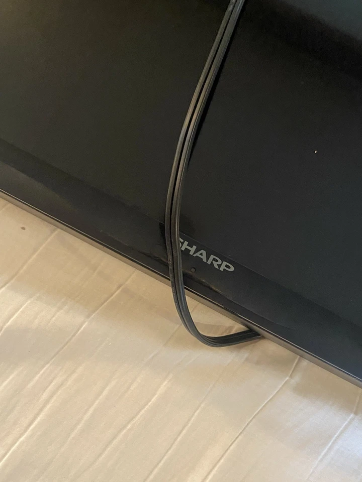 Sharp LC-48LE551U AQUOS Full HD LED TV with Remote Tested Working No Stand Used - Image 2 of 4