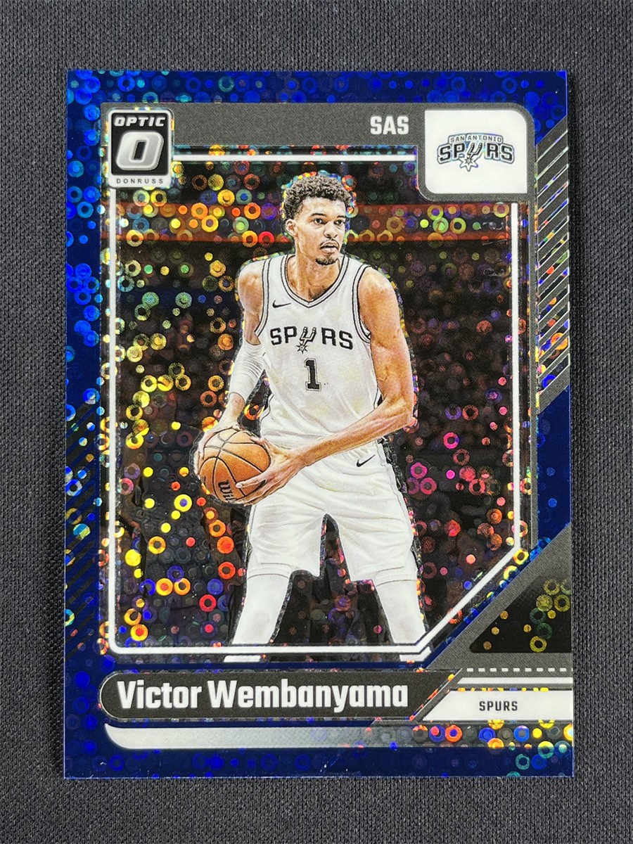 2024-25 Panini Donruss Optic Victor Wembanyama #45 Blue Disco Prizm Spurs /49