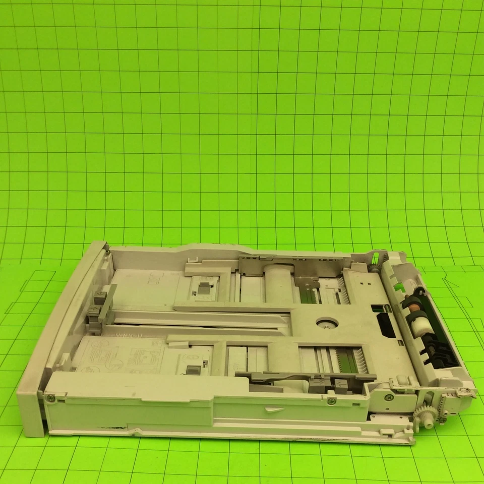 Bandeja de papel beige para impresora láser Oki B6250 Foto 4 de 4